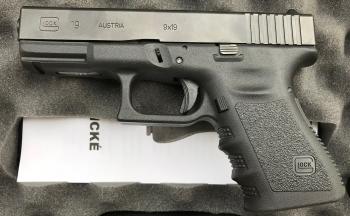 Glock 19