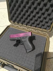 G43-Cerakote-pink-black-Distressed