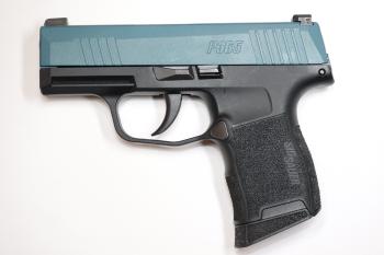 P365 CERAKOTE Blue Titanium, tritiová mířidla