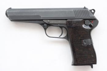 CZ 52