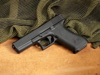 Limitovaná edice samonabíjecí pistole Glock P80 s certifikátem autenticity