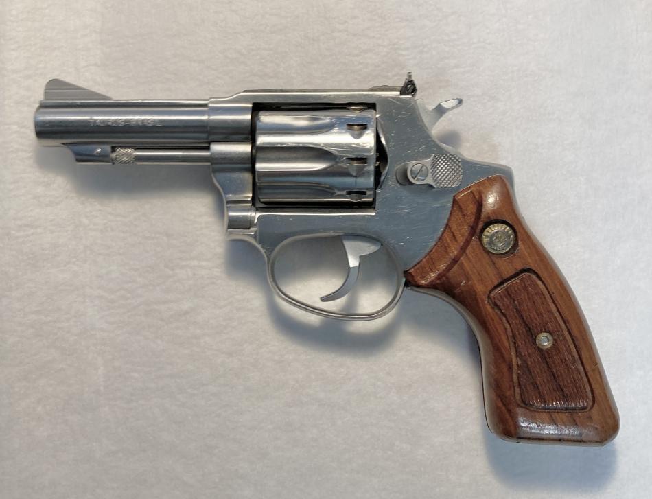 revolver Taurus 94, .22 LR