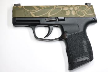 P365, CERAKOTE Green/FDE KRYPTEK, tritiová mířidla