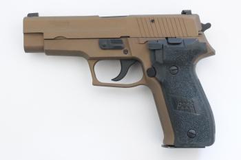 P226 použitá CERAKOTE Burnt Bronze, 4,4