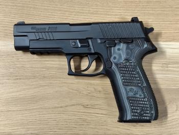 SIG SAUER P226, 9 mm Luger, samonabíjecí pistole 