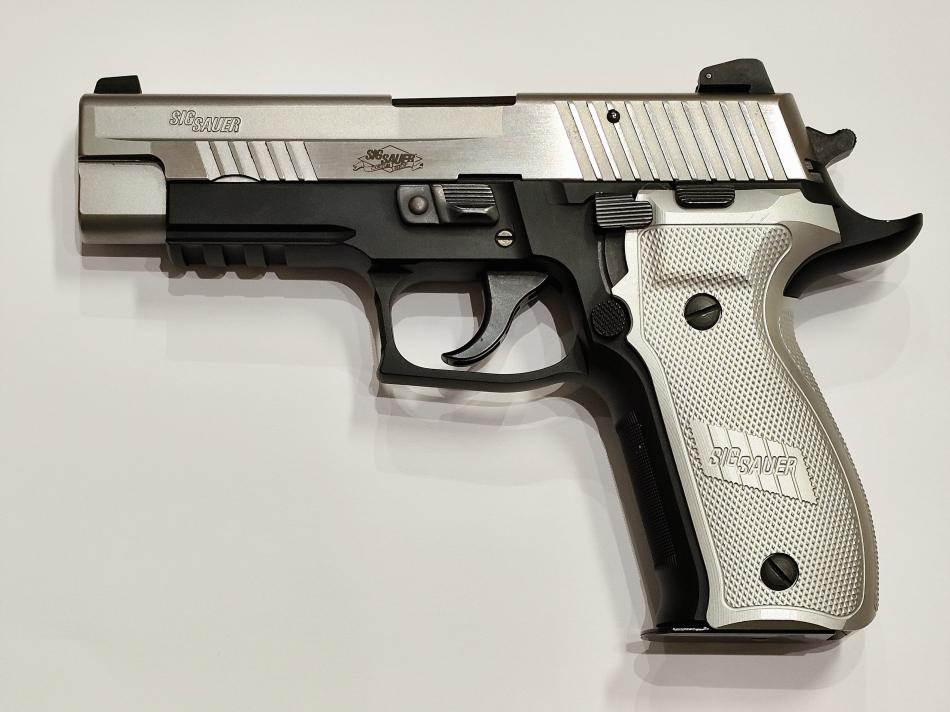 Sig Sauer P226 Platinum Elite
