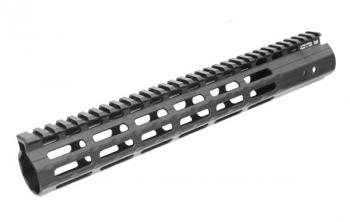 M-LOK předpažbí UTG Model 4 Free Float SUPER SLIM 13