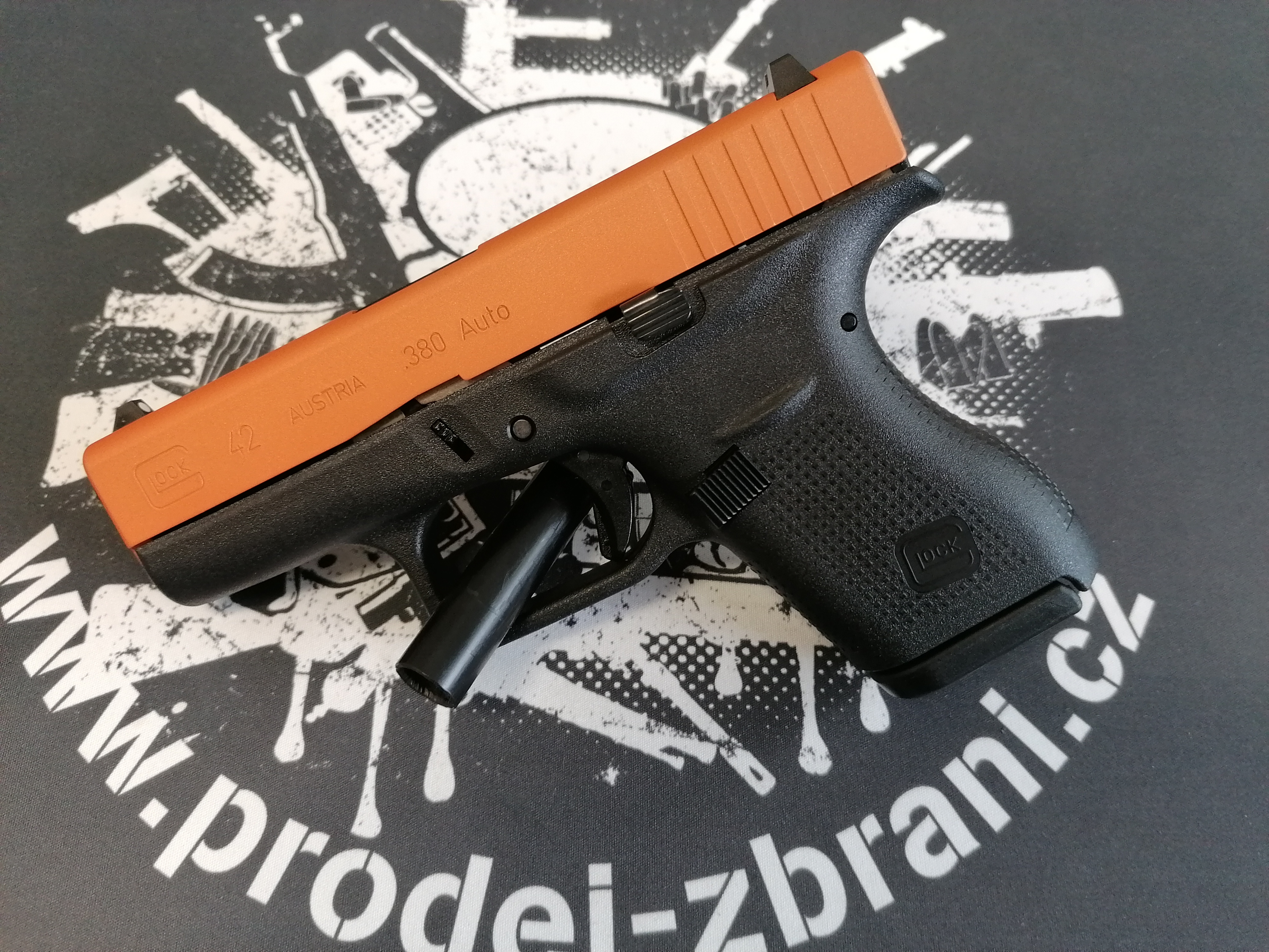 Glock 42 CERAKOTE TEQUILA SUNRISE Glock 42 CERAKOTE TEQUILA SUNRISE